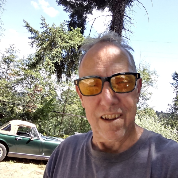 Meet your Posher, Pete - Picture 1 of 1